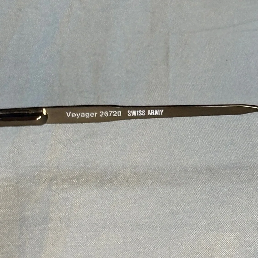 Vintage Swiss Army Voyager 25735 Sunglasses Gunmetal Aviator Mens Frames 58-20